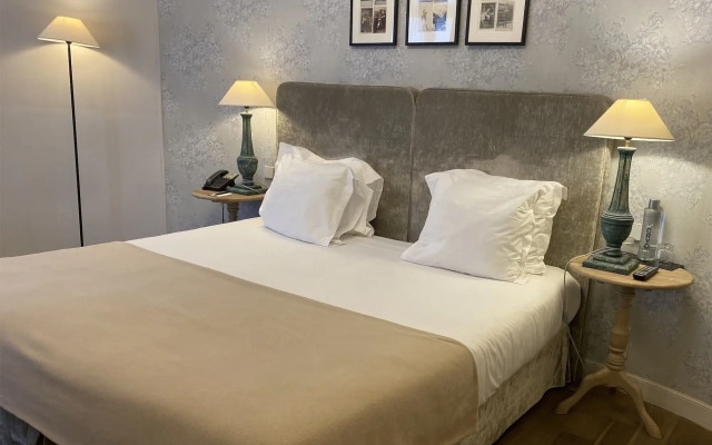 New Hotel Roblin