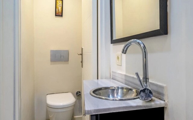 Comfy and Central Studio Flat in Beyoglu