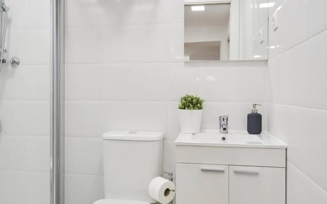 LEEWAYS APARTMENT I in SAN LORENZO