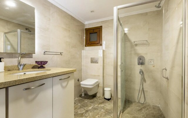 Missafir Modern and Central Flat in Nisantasi