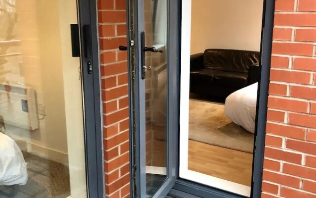 Liverpool City Centre Apartment