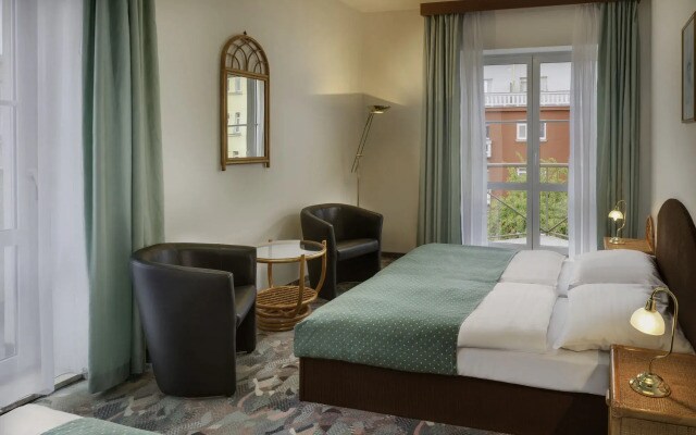 Hotel OTAR