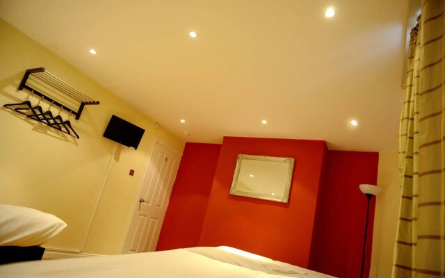 The Greyhound Cottage
