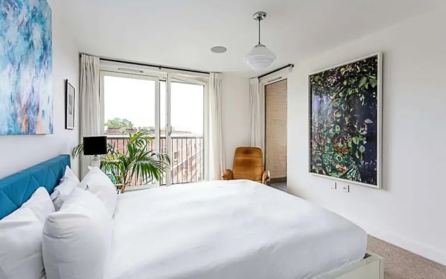 Notting Hill Retreat