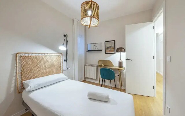 BeBarceloner Eixample Apartments