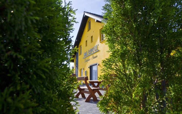 NA LOUCE Restaurace + Penzion