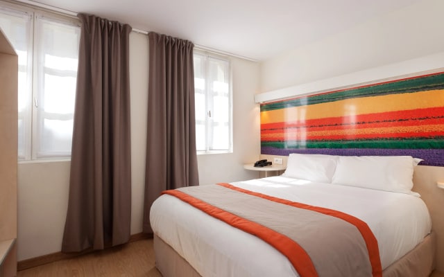 Hotel Paris La Fayette