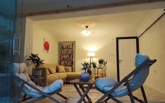 2BR/2Bath with Garden - Between Şişli & Taksim