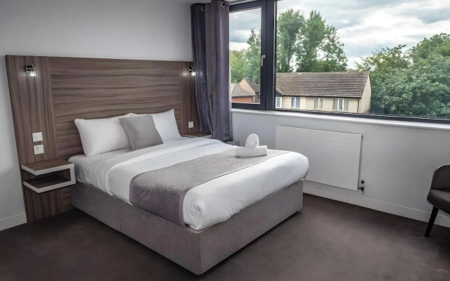 Sky Nights Hotel London Heathrow