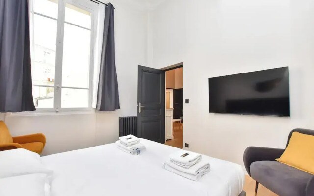 Charming Apartment - 2br/7p - Arc de Triomphe