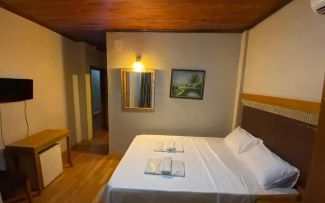 Albea Hotel