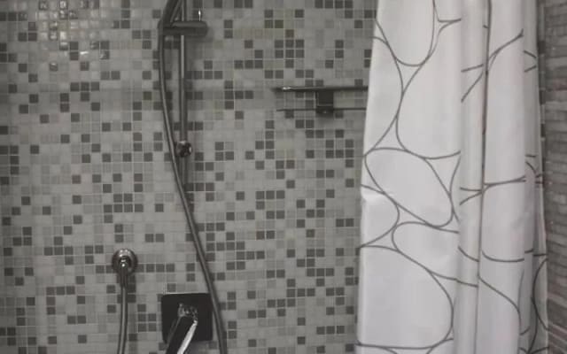 Verrazzano 37 Guest House