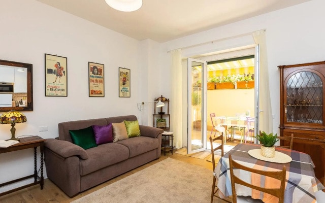 Rental in Rome Annietta Apartment