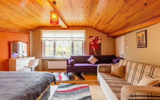 Amazing House with Sea View in Bakirkoy
