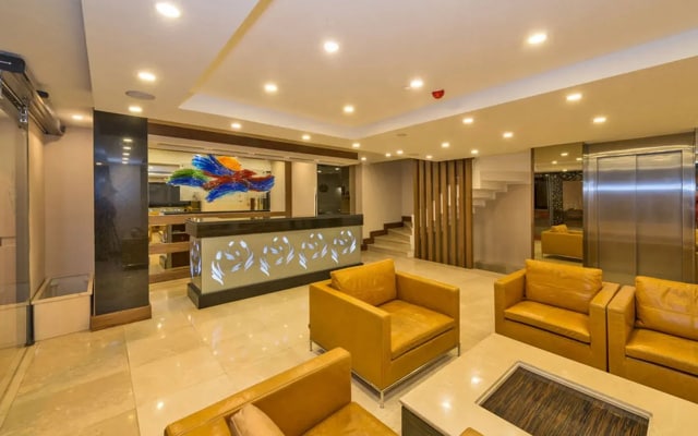 Darkmen Hotel