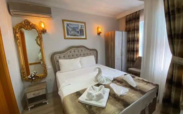New Cherry Hotel