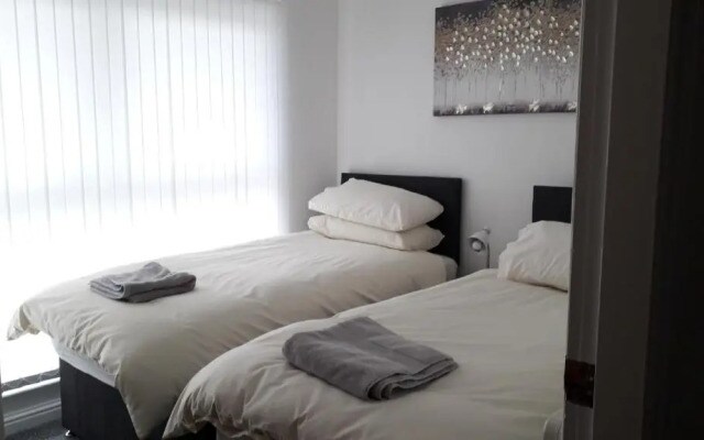Lynn's Liverpool Apartment