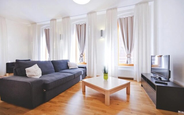 Restaurace a Pension Hřebíkárna