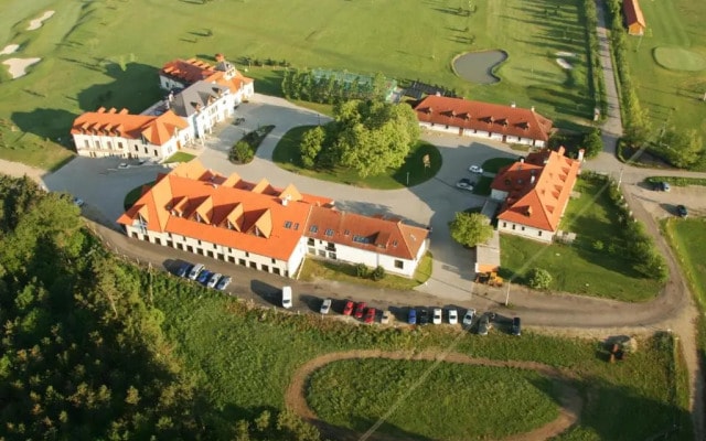 Darovanský Dvůr - Wellness & Golf Hotel