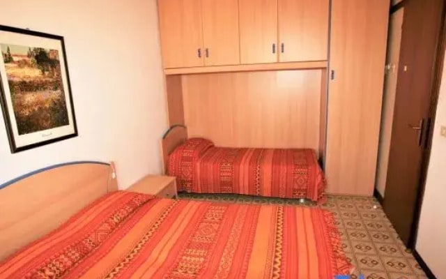 Apartment With Pool Access and Balcony