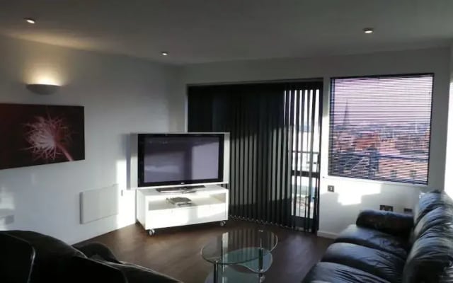 City Crash Pad - West Street Apartments