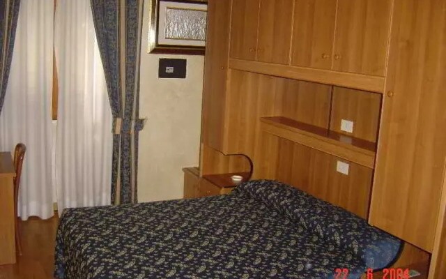 Hotel Mari 1
