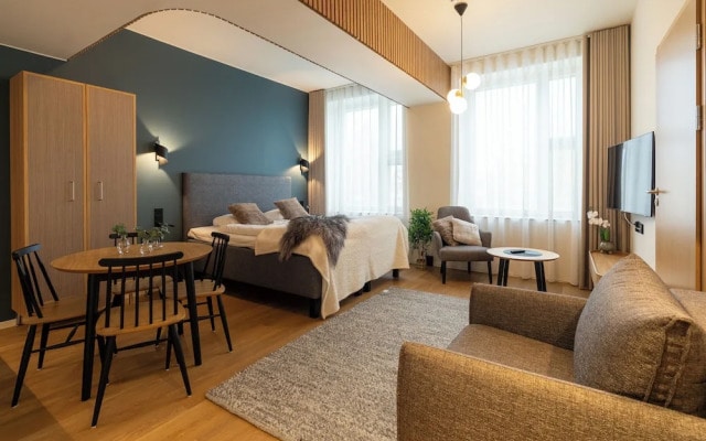 Postmaster Hotel