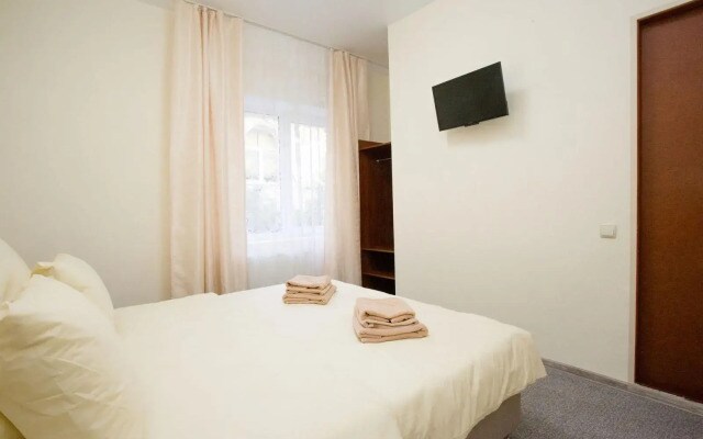 Citrus Hotel