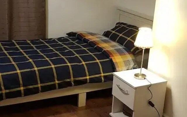 Greater Manchester Immaculate Cozy Home