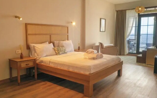 Ank’Ada Ayanikola (12+ Adult Only)