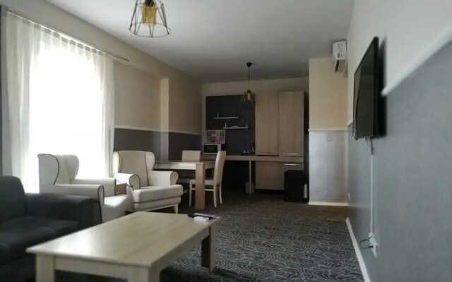 Gold Suite