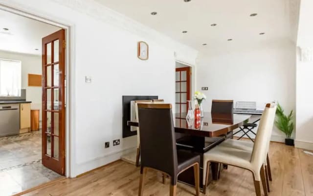 Deluxe White Villa