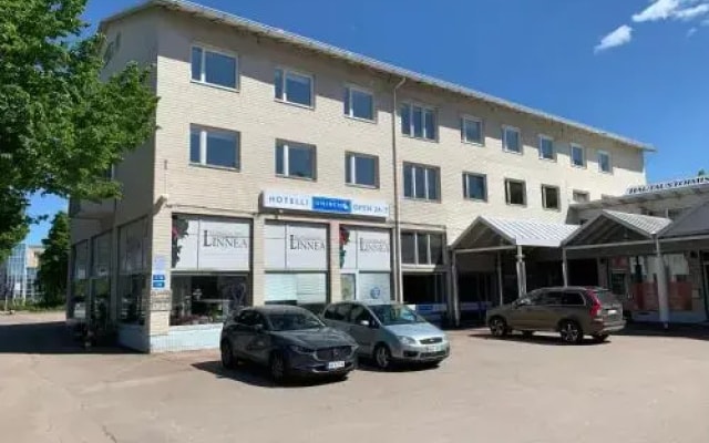 hotelImage