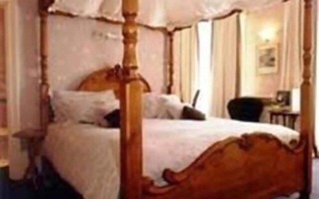 Holmwood House Hotel
