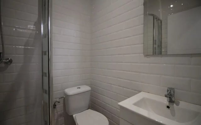 Apartamento de 2 Habitaciones en Puerta del Angel AZ2D