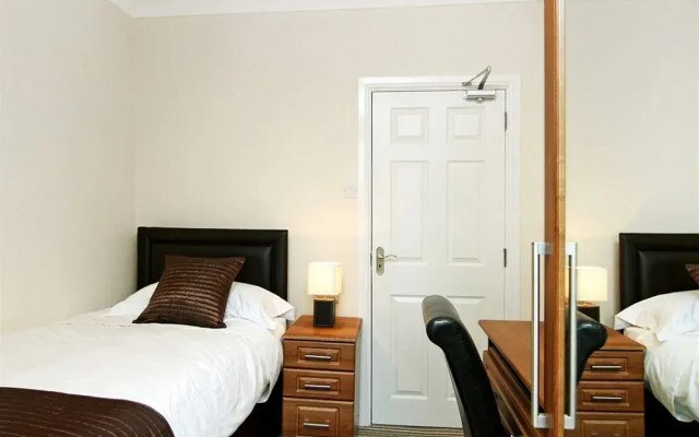 The Lawns Guest House