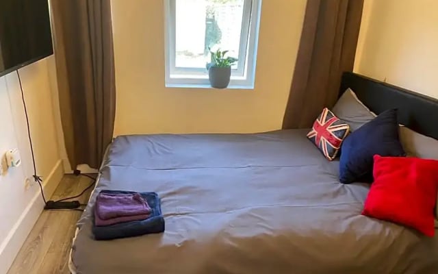 Stunning Twickenham Rugby Studio Flat