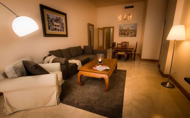 Holidays2Malaga Cathedral Apartments