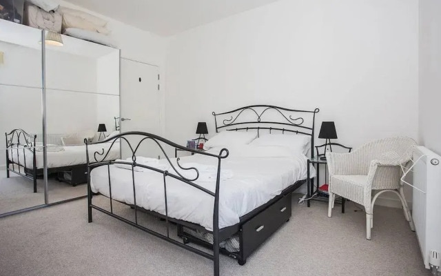 Modern 1 Bedroom Flat in Lambeth