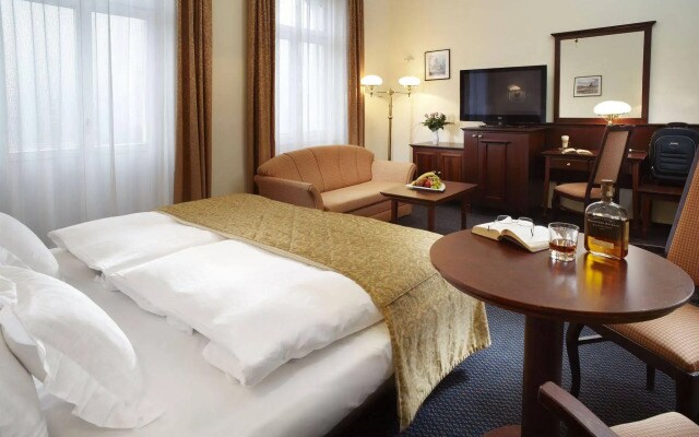 Hotel Excelsior
