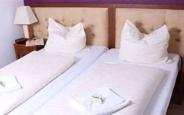 Main Station Hotel & Hostel