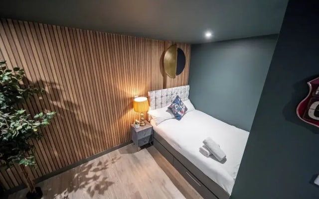 Sheffield City Apartment Oasis