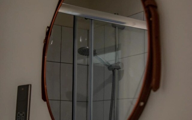 BV Lush Apartment At Conditioning House Bradford