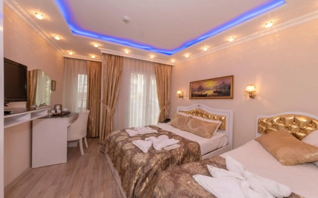 Charm Hotel