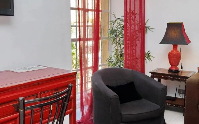Spanish Steps Charming Apartment