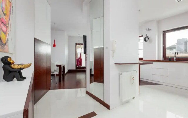 Apartment Mołdawska Warsaw by Renters