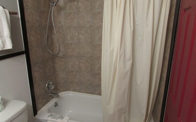 Kennewick Inn & Suites Tri Cities