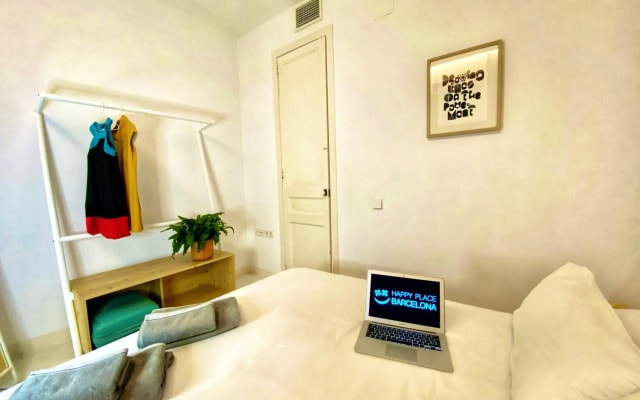 Tyche apartment