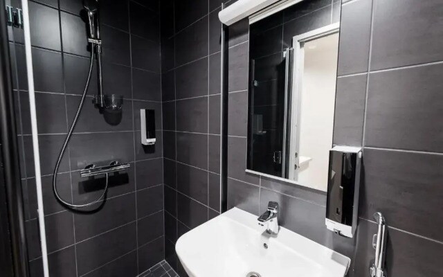 Forenom Hotel & Apartments Vantaa Tikkurila