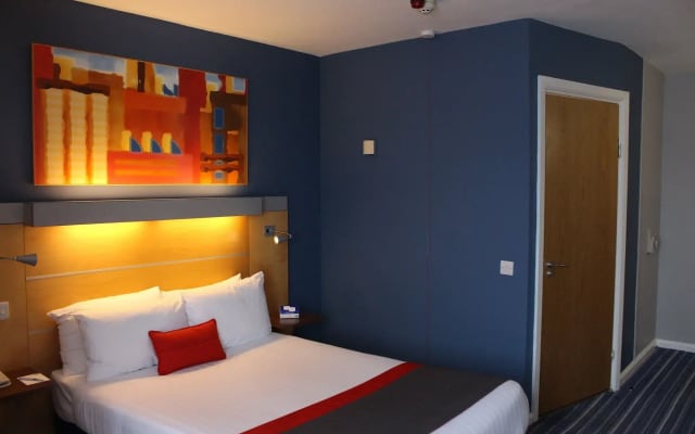 Holiday Inn Express London - Croydon by IHG
